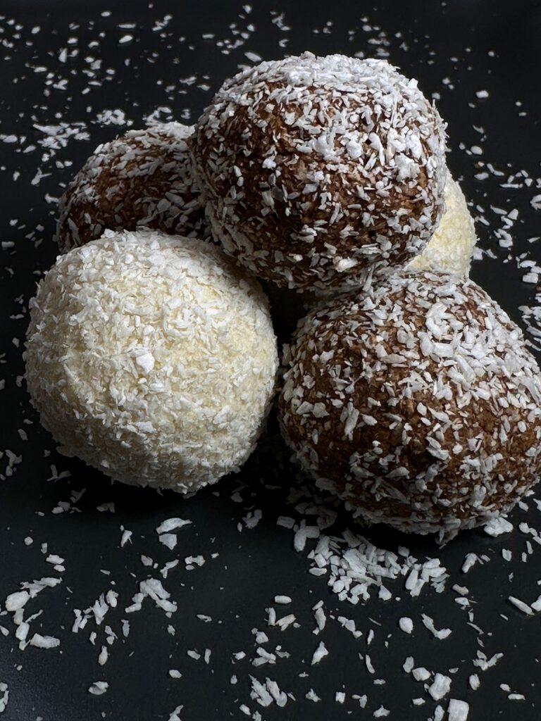 Coconut balls with just 4 ingredients