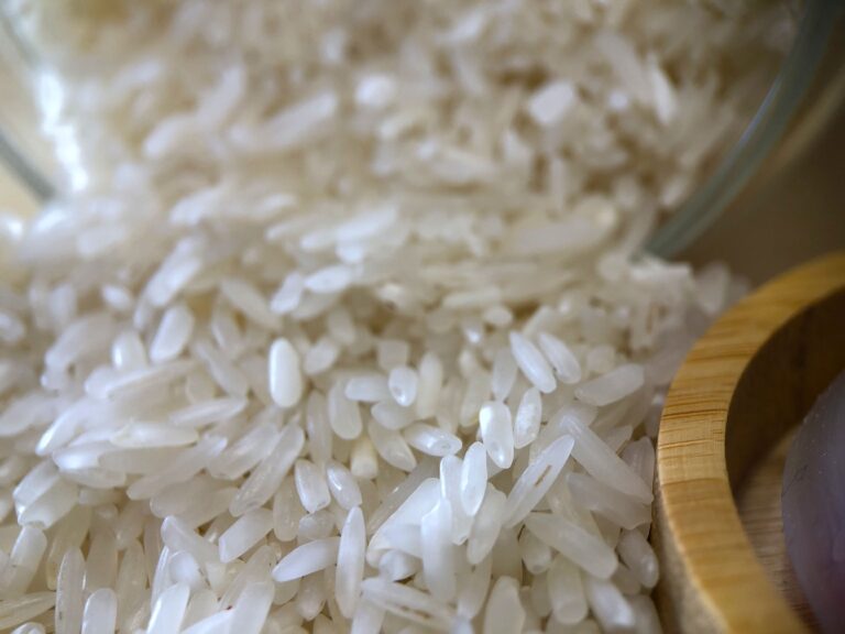 The secret to perfectly fluffy rice: how lemon juice enhances texture and taste