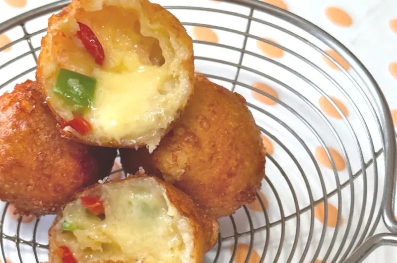 Red and green chili cheesy balls